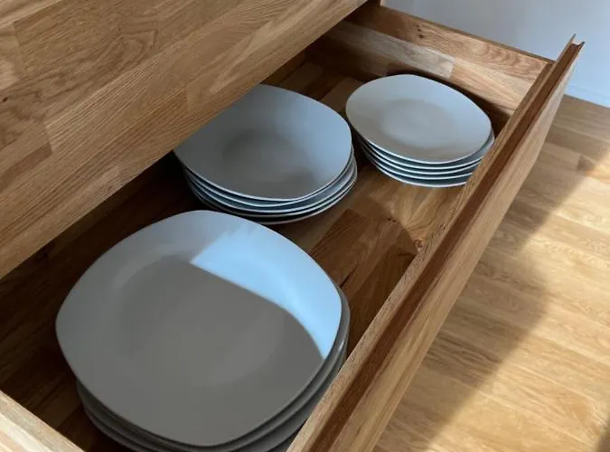 Jasmine إنترلاكن